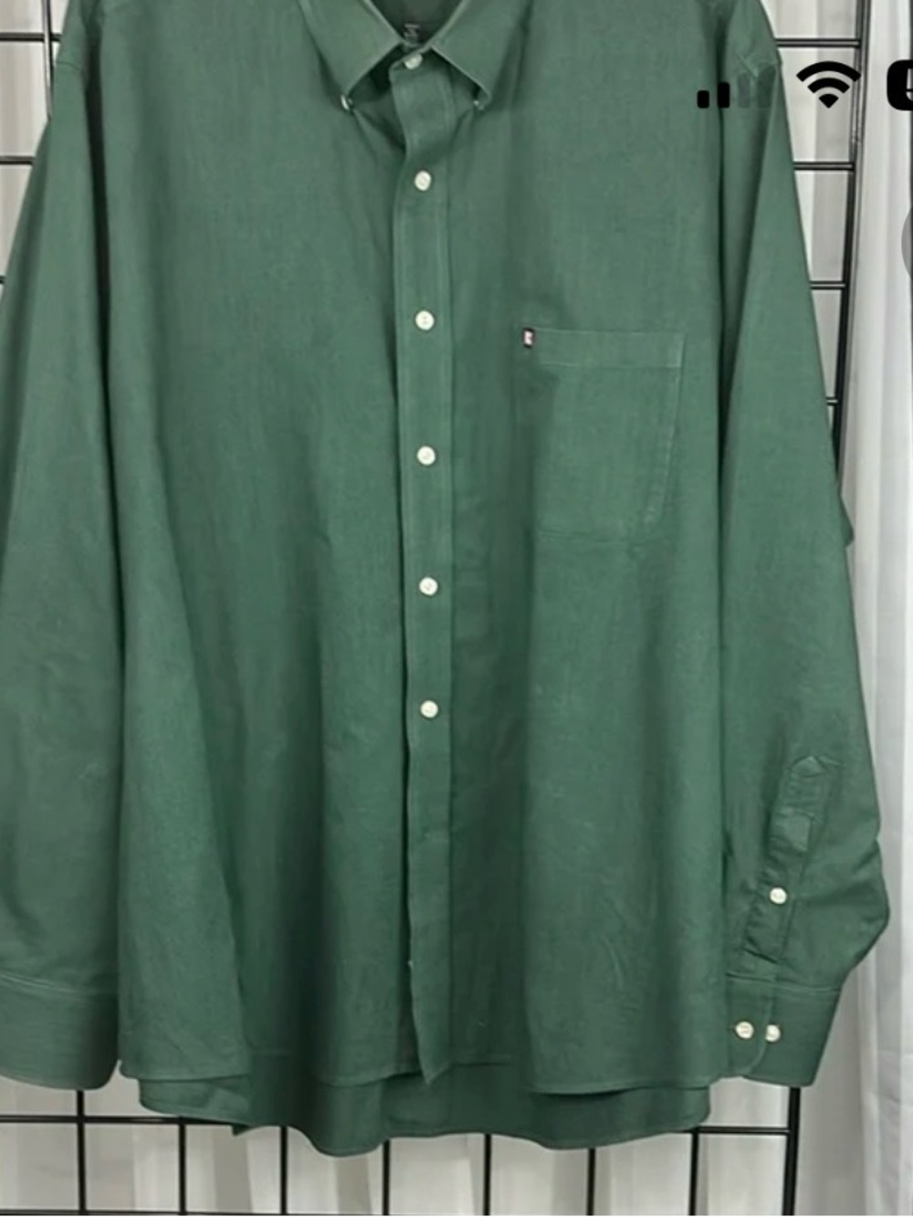 Chaps Green Long-Sleeve Button-Down  oxford Shirt.